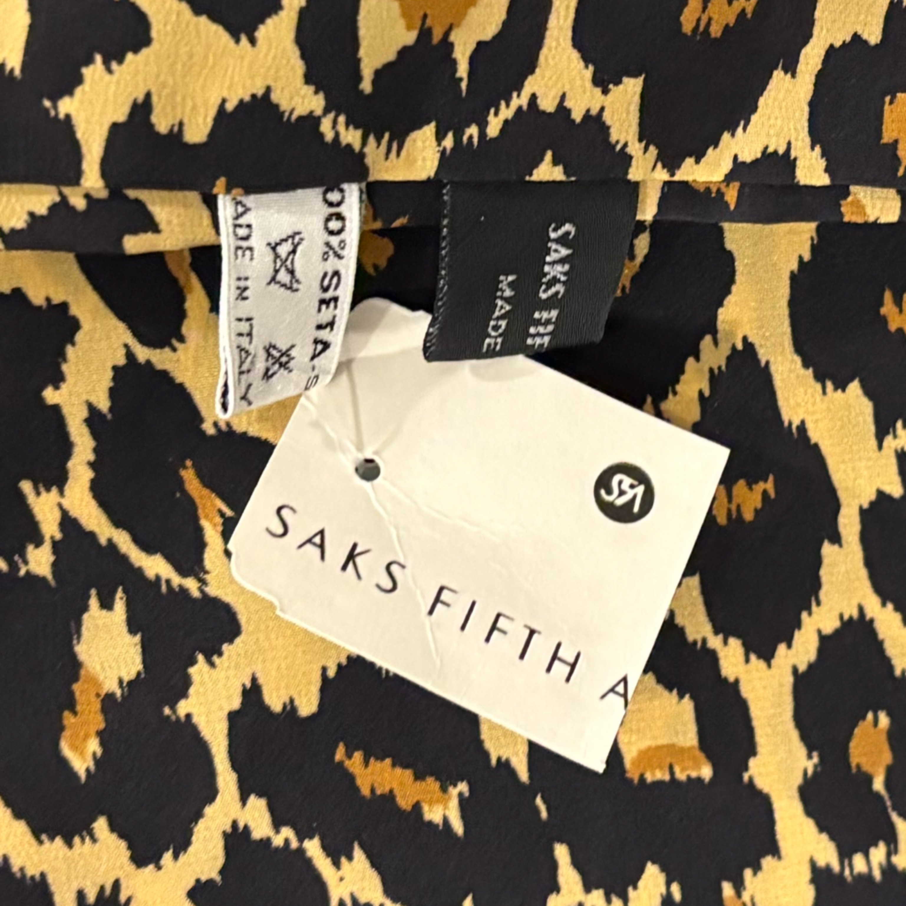 Nwt Saks Fifth Ave 100% Silk Made In Italy Leopard Print Scarf Large 64” X 11,5” — image 8 of 8